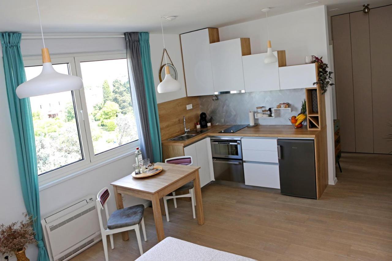 Studio Apartment Camino With Parking Zadar Exteriör bild