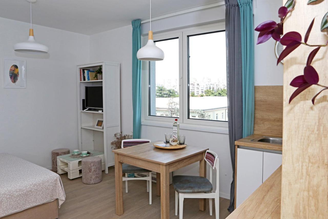 Studio Apartment Camino With Parking Zadar Exteriör bild