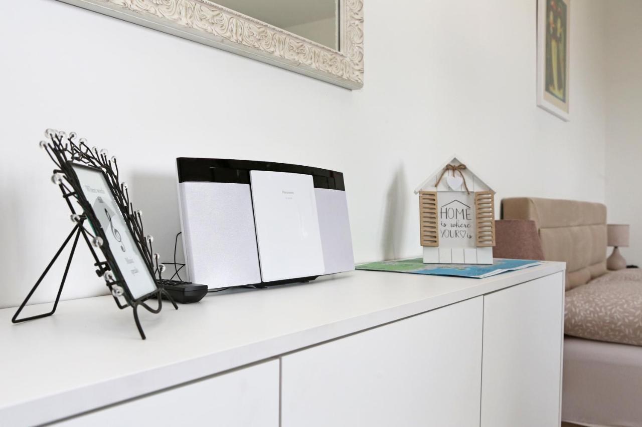 Studio Apartment Camino With Parking Zadar Exteriör bild